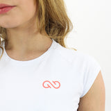 GYMSTYLE-livingcoral-croptop-white-closeup